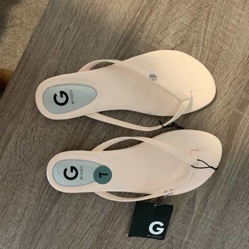 Guess flip flops